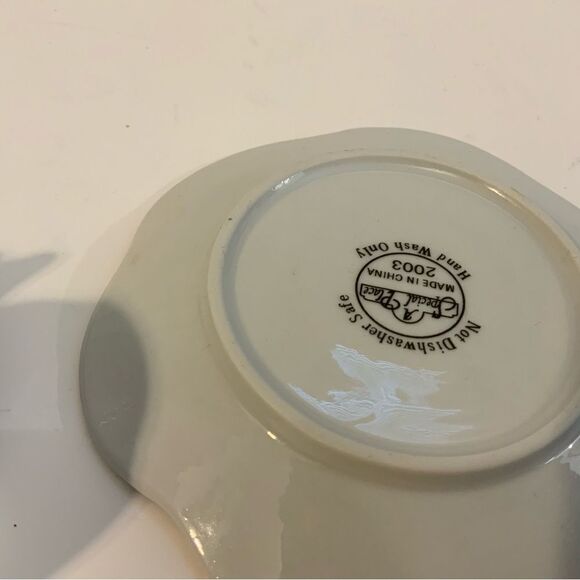 A Special Place Roses blue Cup And Saucer With A Butterfly Handle A3 - Picture 9 of 10